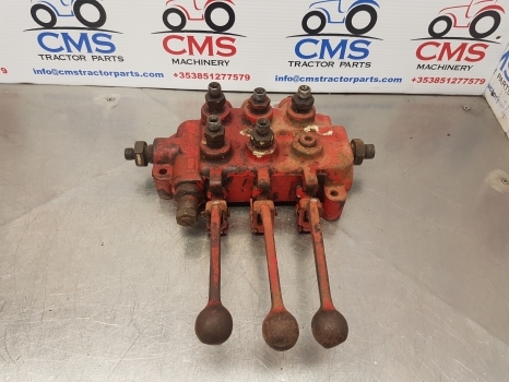 Hydraulic valve for Farm tractor Gresen Hydraulic 3 Spool Valve,triple Spool Valve With 3 Levers Gresen 2703: picture 1