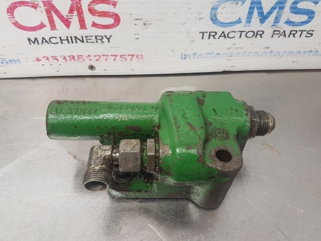 John Deere 2650, 2250, 1950, 1850 Backend Steering Valve L57037, L35043 - Steering: picture 1 John Deere 2650, 2250, 1950, 1850 Backend Steering Valve L57037, L35043 - Steering: picture 1