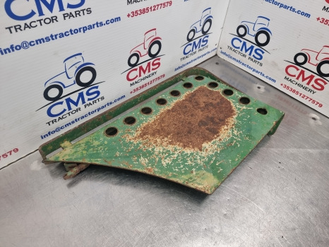 John Deere 2750, 2140, 40, 50 Series, Sg2 Battery Cover Foot Step Lhs Al58119 - Door and parts: picture 1 John Deere 2750, 2140, 40, 50 Series, Sg2 Battery Cover Foot Step Lhs Al58119 - Door and parts: picture 1