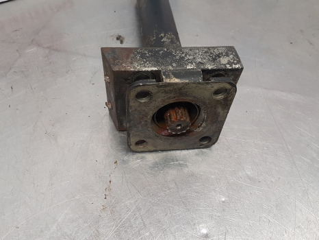 John Deere 3040, 2040, 1840, 1640, 2140 Steering Column Al31248, L34937 - Steering: picture 4 John Deere 3040, 2040, 1840, 1640, 2140 Steering Column Al31248, L34937 - Steering: picture 4