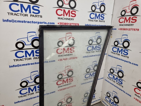 John Deere 3130, 3030,  Cab Door Glass Lower Assy Al27356 - Window and parts: picture 5 John Deere 3130, 3030,  Cab Door Glass Lower Assy Al27356 - Window and parts: picture 5