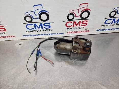 John Deere 3350, 30, 40 Series, Front Wiper Motor Al34846, 390211703 - Wiper: picture 1 John Deere 3350, 30, 40 Series, Front Wiper Motor Al34846, 390211703 - Wiper: picture 1
