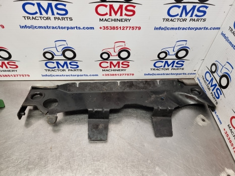 John Deere 6145, 6r Series, 6r 185 Radiator Carrier Support Al206124 - Body and exterior: picture 1 John Deere 6145, 6r Series, 6r 185 Radiator Carrier Support Al206124 - Body and exterior: picture 1