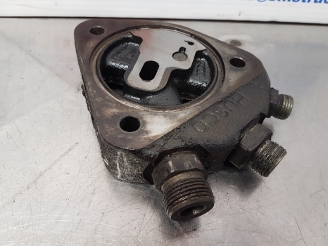 John Deere 6820, 6020 Hydraulic Spool Valve Spacer Al162459, Al166506 - Hydraulics: picture 2 John Deere 6820, 6020 Hydraulic Spool Valve Spacer Al162459, Al166506 - Hydraulics: picture 2