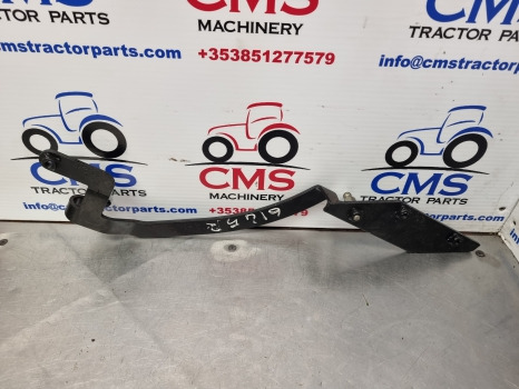 John Deere 6r, 6m Series, 6130m, 6130r Cab Bonnet Hinge Lh Al212729 - Body and exterior: picture 1 John Deere 6r, 6m Series, 6130m, 6130r Cab Bonnet Hinge Lh Al212729 - Body and exterior: picture 1