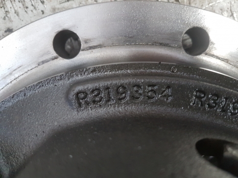 John Deere 6r Series 6210r Rear Axle Differential R341229, R560061, R319352 - Differential gear for Farm tractor: picture 3 John Deere 6r Series 6210r Rear Axle Differential R341229, R560061, R319352 - Differential gear for Farm tractor: picture 3