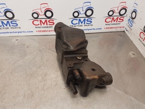John Deere 7530, 7730, 6630, 6530 Thermostat Housing R522776, R524432 - Thermostat for Farm tractor: picture 3 John Deere 7530, 7730, 6630, 6530 Thermostat Housing R522776, R524432 - Thermostat for Farm tractor: picture 3