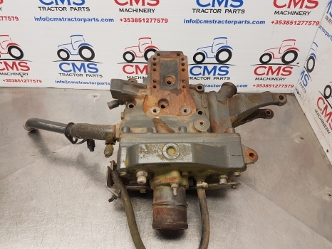 John Deere, Claas Arion 640 Water Collector, Thermostat Housing R533672, R535135 - Thermostat for Farm tractor: picture 1 John Deere, Claas Arion 640 Water Collector, Thermostat Housing R533672, R535135 - Thermostat for Farm tractor: picture 1