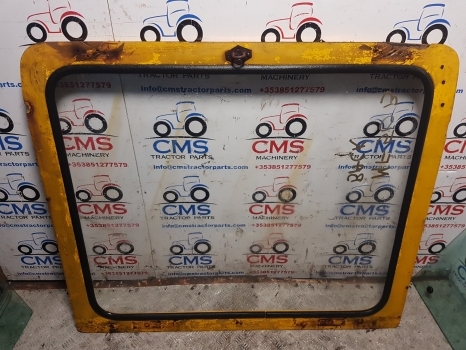 Massey Ferguson 50b Digger Cab Back Window Assy 00000 - Window and parts for Backhoe loader: picture 1 Massey Ferguson 50b Digger Cab Back Window Assy 00000 - Window and parts for Backhoe loader: picture 1
