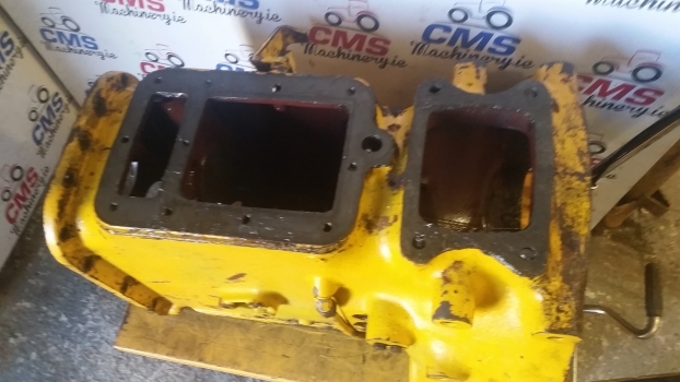 Massey Ferguson 50b Transmission Gearbox Housing 52380m2 - Gearbox and parts for Backhoe loader: picture 2 Massey Ferguson 50b Transmission Gearbox Housing 52380m2 - Gearbox and parts for Backhoe loader: picture 2