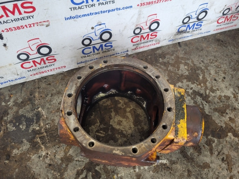 Matbro Clark-hurth 172/392 Front Axle Centre Housing 738.01.001.15, Y514150 - Front axle: picture 2 Matbro Clark-hurth 172/392 Front Axle Centre Housing 738.01.001.15, Y514150 - Front axle: picture 2