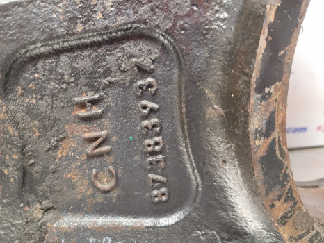 New Holland Case T7.200 Front Axle Suspension Bracket Assy 87383937, 87383938 - Suspension: picture 3 New Holland Case T7.200 Front Axle Suspension Bracket Assy 87383937, 87383938 - Suspension: picture 3