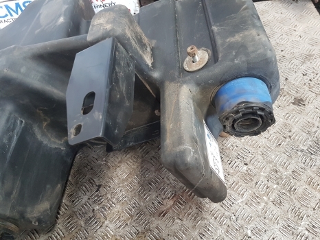 New Holland T7.200 Adblue Tank 84260592 - AdBlue tank for Farm tractor: picture 5 New Holland T7.200 Adblue Tank 84260592 - AdBlue tank for Farm tractor: picture 5