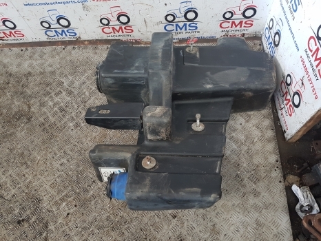 New Holland T7.200 Adblue Tank 84260592 - AdBlue tank for Farm tractor: picture 3 New Holland T7.200 Adblue Tank 84260592 - AdBlue tank for Farm tractor: picture 3