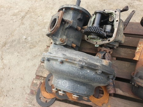 Rear axle for Farm tractor New Holland Td5.105, 110, 115 Rear Half Axle Lhs 84480379, 84401116, 84480588: picture 7