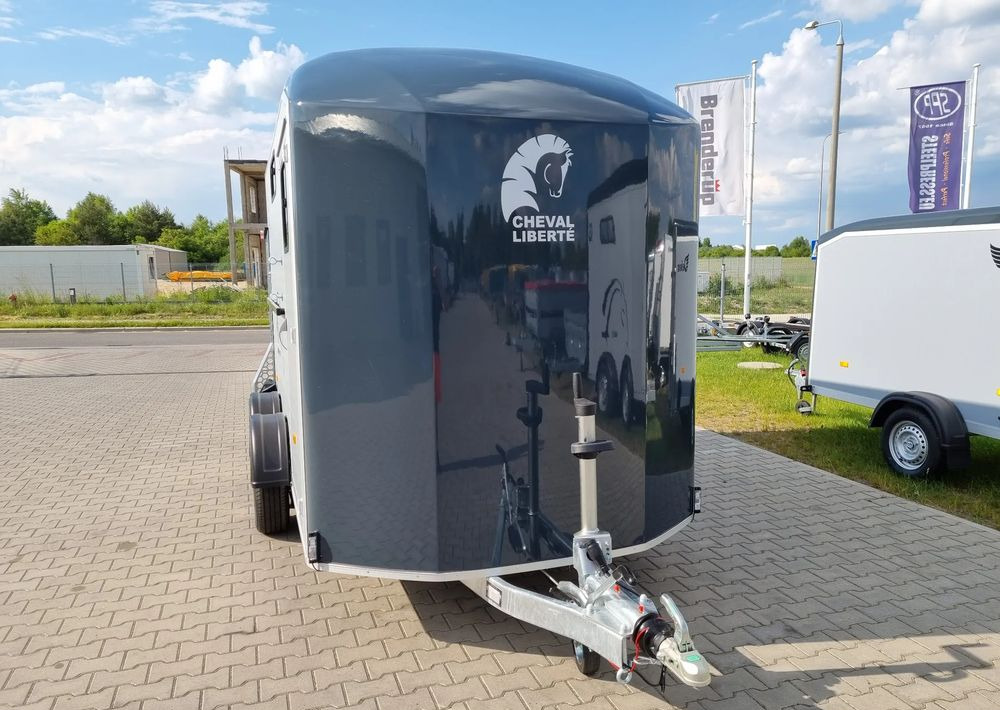Horse trailer CHEVAL LIBERTÉ MultiMax przyczepa na dwa konie | duża siodlarnia | drzwi boczne | 2600 kg DMC | 380×181 cm  |  ALUMINIOWA | Debon | dostawa | mocna i solidna |: picture 11 Horse trailer CHEVAL LIBERTÉ MultiMax przyczepa na dwa konie | duża siodlarnia | drzwi boczne | 2600 kg DMC | 380×181 cm  |  ALUMINIOWA | Debon | dostawa | mocna i solidna |: picture 11