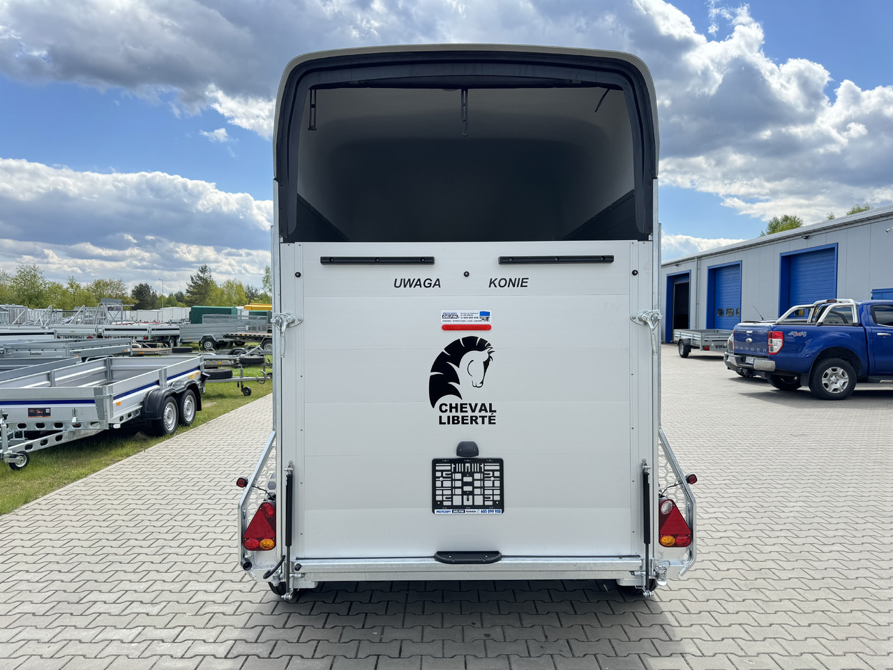 Cheval Liberté Gold Origins ALU 2000 kg - Horse trailer: picture 4 Cheval Liberté Gold Origins ALU 2000 kg - Horse trailer: picture 4