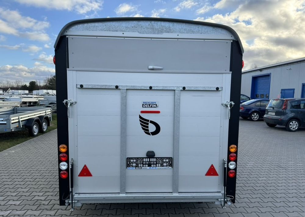 Closed box trailer DEBON C800 przyczepa furgon + klapa boczna przyczepa wystawowa handlowa targowa: picture 10 Closed box trailer DEBON C800 przyczepa furgon + klapa boczna przyczepa wystawowa handlowa targowa: picture 10