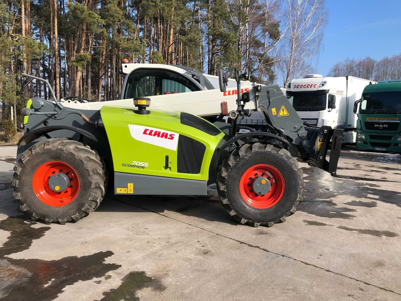 CLAAS SCORPION 7055 Varipower, Klima, Zaczep hydr,Centr smar,z Francji - Telescopic handler: picture 4 CLAAS SCORPION 7055 Varipower, Klima, Zaczep hydr,Centr smar,z Francji - Telescopic handler: picture 4