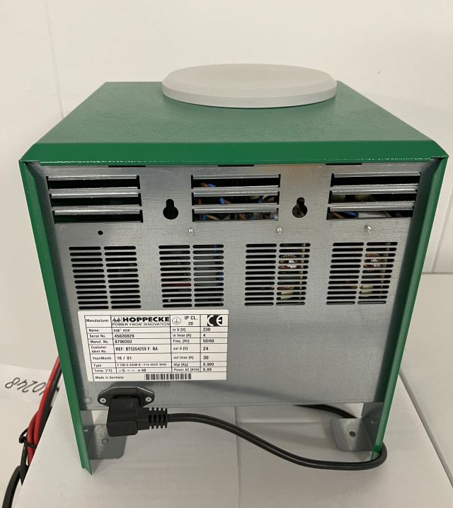 Hoppecke 8790202 | Trak mini 24V30A 230v Year 2016 sn. 45020829 80A Rema battery Trak mini 24V30A 230v Year 2016 sn. 45020829 80A Rema battery connector - Battery for Material handling equipment: picture 2 Hoppecke 8790202 | Trak mini 24V30A 230v Year 2016 sn. 45020829 80A Rema battery Trak mini 24V30A 230v Year 2016 sn. 45020829 80A Rema battery connector - Battery for Material handling equipment: picture 2