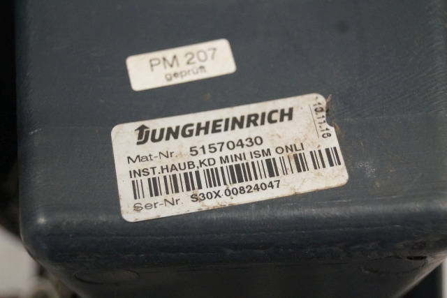 Jungheinrich 51570430 | Console including KD mini display 51538080 wiring harnes - Dashboard for Material handling equipment: picture 3 Jungheinrich 51570430 | Console including KD mini display 51538080 wiring harnes - Dashboard for Material handling equipment: picture 3