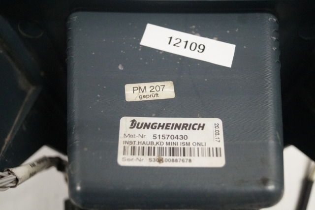 Jungheinrich 51570430 | Dashboard including ISM module 51527937 wiring harness - Dashboard for Material handling equipment: picture 3 Jungheinrich 51570430 | Dashboard including ISM module 51527937 wiring harness - Dashboard for Material handling equipment: picture 3