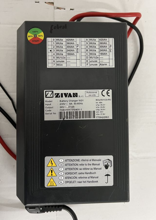 Zivan F6BOMW-01040X-1 | NG1 24V37.5A 230v sn. 1709412963 80A Rema battery connec NG1 24V37.5A 230v sn. 1709412963 80A Rema battery connector - Battery for Material handling equipment: picture 1 Zivan F6BOMW-01040X-1 | NG1 24V37.5A 230v sn. 1709412963 80A Rema battery connec NG1 24V37.5A 230v sn. 1709412963 80A Rema battery connector - Battery for Material handling equipment: picture 1
