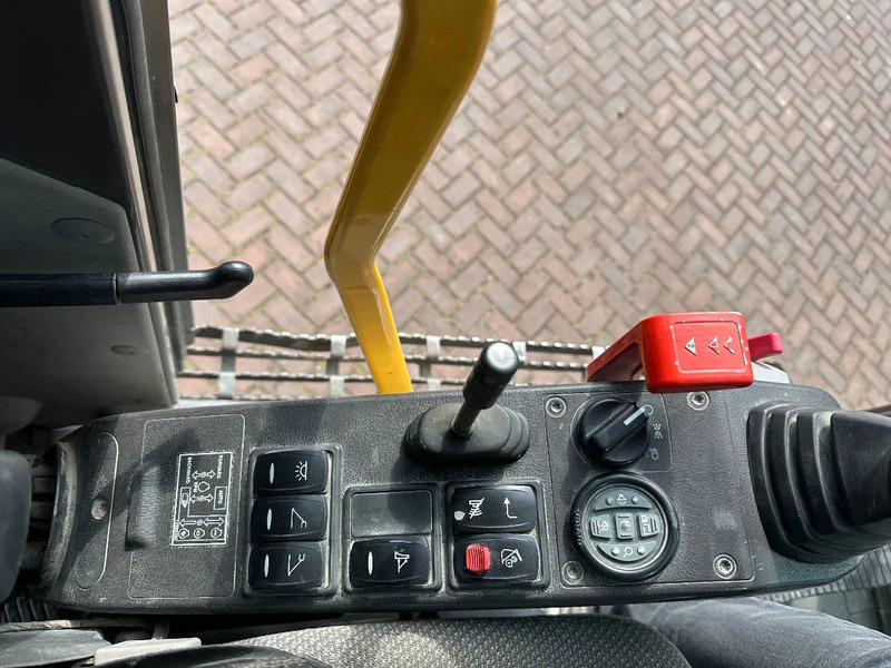 Wheel excavator Volvo EW160 D: picture 11