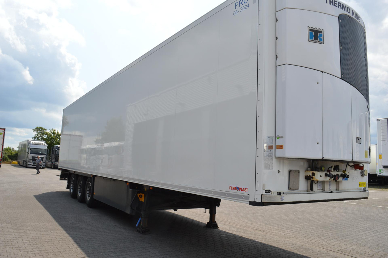 Schmitz Cargobull SKO FP 45 ThermoKing SLXi 300 - Refrigerator semi-trailer: picture 4 Schmitz Cargobull SKO FP 45 ThermoKing SLXi 300 - Refrigerator semi-trailer: picture 4