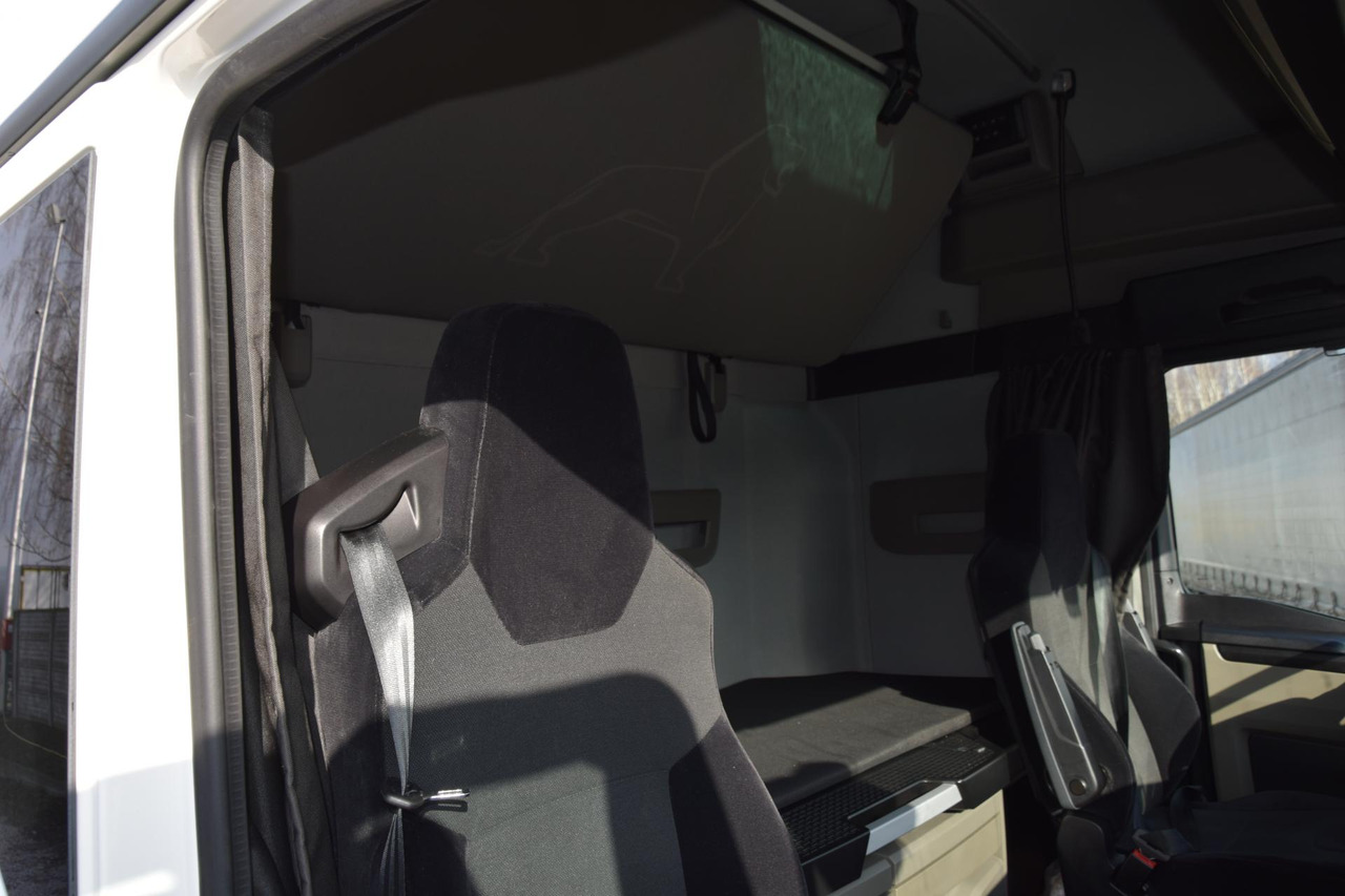 Tractor unit MAN TGX 18.480 GX: picture 13