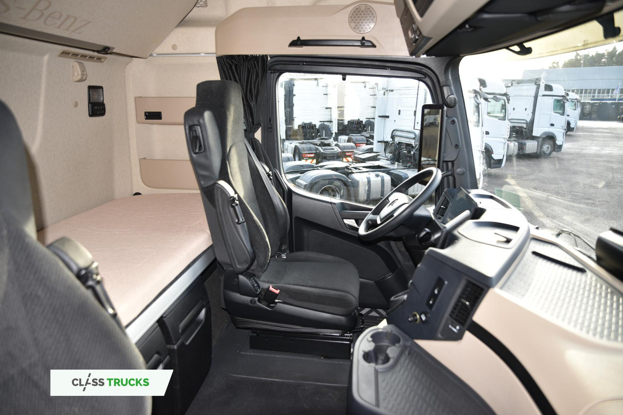 Tractor unit Mercedes-Benz Actros 5 1845 BigSpace: picture 12