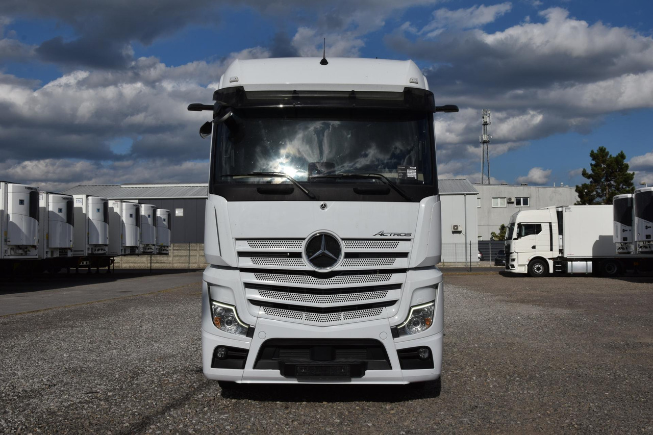 Mercedes-Benz Actros 5 1845 BigSpace - Tractor unit: picture 2 Mercedes-Benz Actros 5 1845 BigSpace - Tractor unit: picture 2