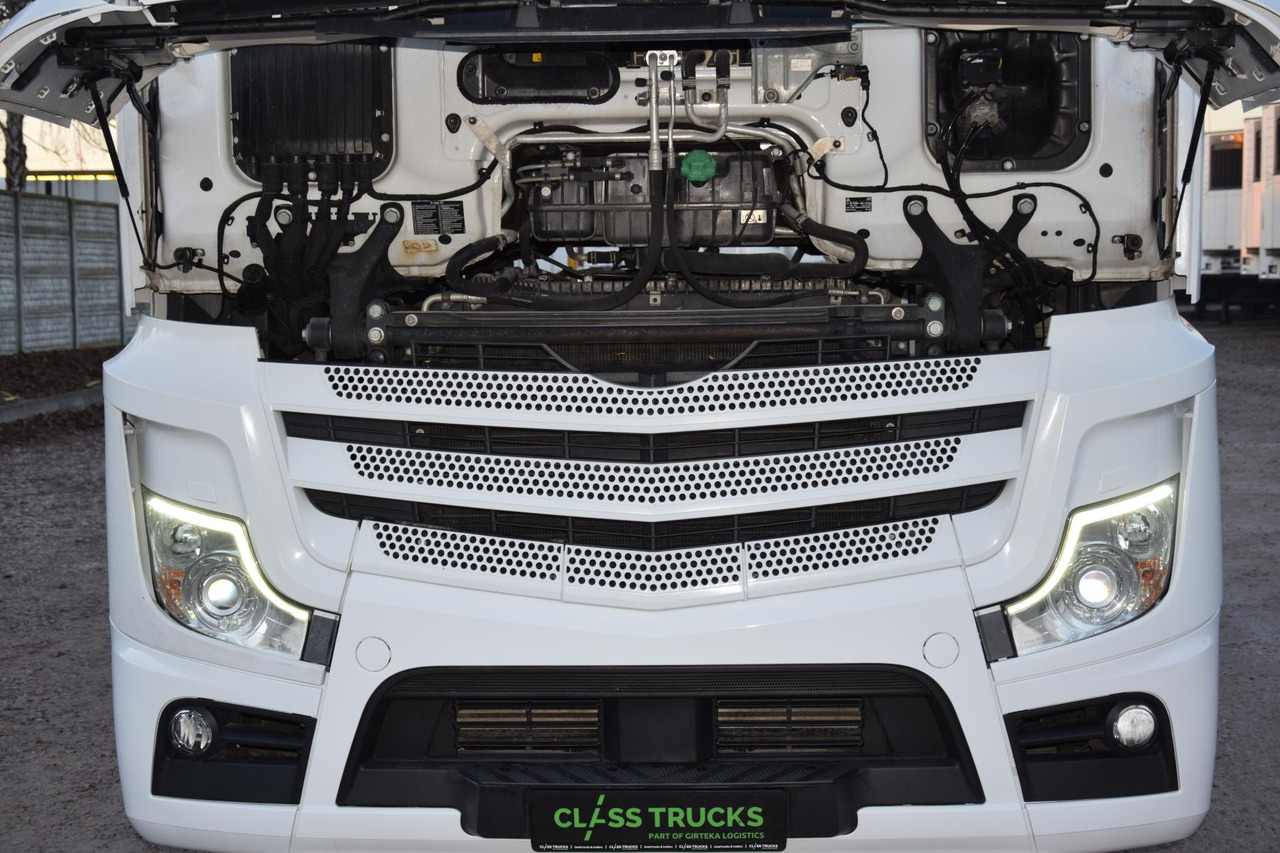 Tractor unit Mercedes-Benz Actros 5 1845 BigSpace: picture 15