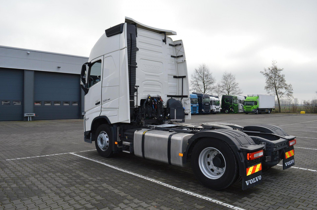 Volvo FH 500 Globetrotter XL - Tractor unit: picture 2 Volvo FH 500 Globetrotter XL - Tractor unit: picture 2
