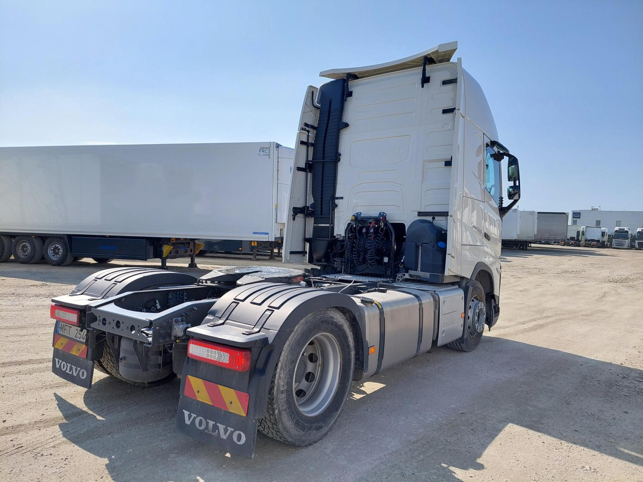 Volvo FH 500 Globetrotter XL - Tractor unit: picture 3 Volvo FH 500 Globetrotter XL - Tractor unit: picture 3