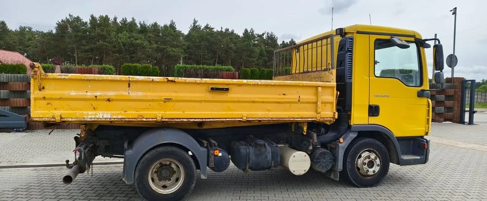 MAN TGL 8.210 * 2007 * 3-stronny KIPER * NOWE OPONY * MANUAL * RESOR * 3 MIEJSCA - Tipper: picture 5 MAN TGL 8.210 * 2007 * 3-stronny KIPER * NOWE OPONY * MANUAL * RESOR * 3 MIEJSCA - Tipper: picture 5