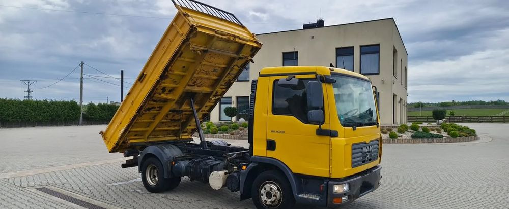 MAN TGL 8.210 * 2007 * 3-stronny KIPER * NOWE OPONY * MANUAL * RESOR * 3 MIEJSCA - Tipper: picture 1 MAN TGL 8.210 * 2007 * 3-stronny KIPER * NOWE OPONY * MANUAL * RESOR * 3 MIEJSCA - Tipper: picture 1