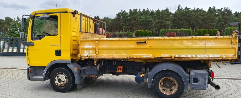 MAN TGL 8.210 * 2007 * 3-stronny KIPER * NOWE OPONY * MANUAL * RESOR * 3 MIEJSCA - Tipper: picture 4 MAN TGL 8.210 * 2007 * 3-stronny KIPER * NOWE OPONY * MANUAL * RESOR * 3 MIEJSCA - Tipper: picture 4