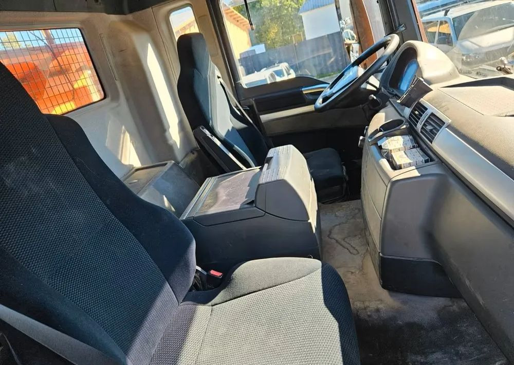 Leasing of MAN TGS 26.480 6x4 WYWROTKA 3-STRONNA | AUTOMAT | EURO 5 | PRZEBIEG 310 000km! MAN TGS 26.480 6x4 WYWROTKA 3-STRONNA | AUTOMAT | EURO 5 | PRZEBIEG 310 000km!: picture 12 Leasing of MAN TGS 26.480 6x4 WYWROTKA 3-STRONNA | AUTOMAT | EURO 5 | PRZEBIEG 310 000km! MAN TGS 26.480 6x4 WYWROTKA 3-STRONNA | AUTOMAT | EURO 5 | PRZEBIEG 310 000km!: picture 12