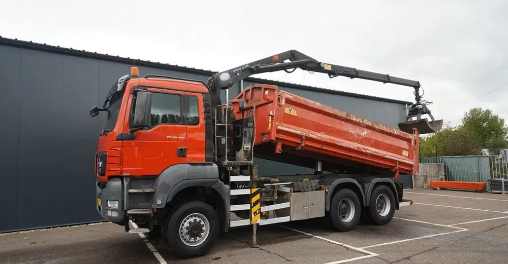 MAN TGS 28.400 / 6x6 / WYWROTKA 2-STRONNA Z HDS HMF 1643 Z2/ EURO 5 - Tipper: picture 1 MAN TGS 28.400 / 6x6 / WYWROTKA 2-STRONNA Z HDS HMF 1643 Z2/ EURO 5 - Tipper: picture 1