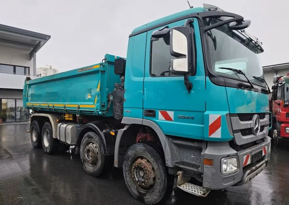 Mercedes-Benz Actros 3544 / 4144 •EPS •Wywrotka trójstronna • 8x4 • Meiller BORDMATIK • Euro5 • - Tipper: picture 5 Mercedes-Benz Actros 3544 / 4144 •EPS •Wywrotka trójstronna • 8x4 • Meiller BORDMATIK • Euro5 • - Tipper: picture 5