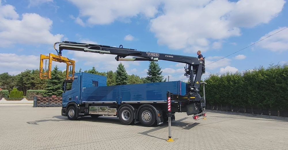 Scania R 500 6x2 / HDS Fassi F 215 AS / Euro 6 / Retarder / Oś skrętna / 220 000 km! - Dropside/ Flatbed truck, Crane truck: picture 1 Scania R 500 6x2 / HDS Fassi F 215 AS / Euro 6 / Retarder / Oś skrętna / 220 000 km! - Dropside/ Flatbed truck, Crane truck: picture 1