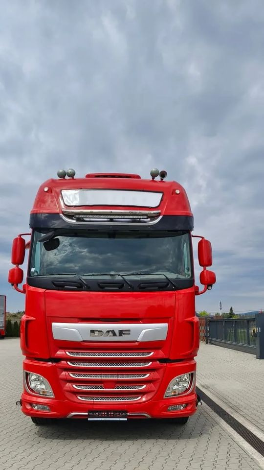DAF XF 530 Super Space Cab | RETARDER | KLIMATYZACJA | EURO 6 | 2018 | 530 000 km - Tractor unit: picture 4 DAF XF 530 Super Space Cab | RETARDER | KLIMATYZACJA | EURO 6 | 2018 | 530 000 km - Tractor unit: picture 4