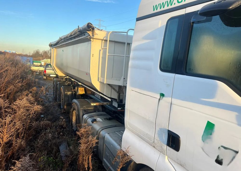 MAN TGX 500 KM (2017) / EURO 6 + Naczepa wywrotka 3-osiowa CARNEHL (2021) / oś podnoszona - Tractor unit, Tipper semi-trailer: picture 5 MAN TGX 500 KM (2017) / EURO 6 + Naczepa wywrotka 3-osiowa CARNEHL (2021) / oś podnoszona - Tractor unit, Tipper semi-trailer: picture 5