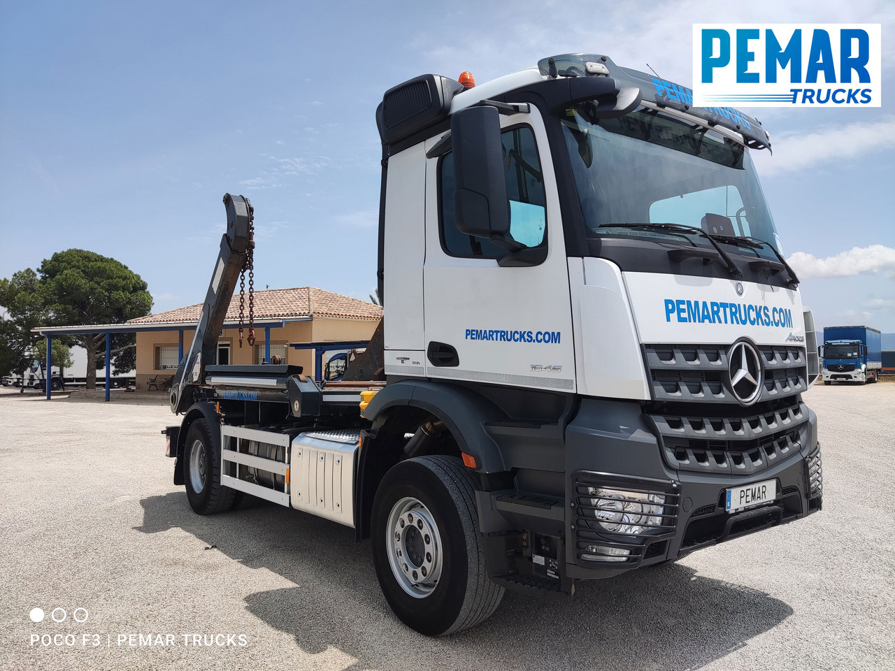 MERCEDES-BENZ AROCS 1845 PORTACONTENEDOR CADENAS - Skip loader truck: picture 4 MERCEDES-BENZ AROCS 1845 PORTACONTENEDOR CADENAS - Skip loader truck: picture 4