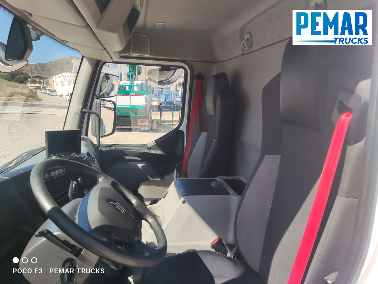 Refrigerator truck RENAULT D12 210 FRIGORIFICO 12T EURO 6: picture 22 Refrigerator truck RENAULT D12 210 FRIGORIFICO 12T EURO 6: picture 22