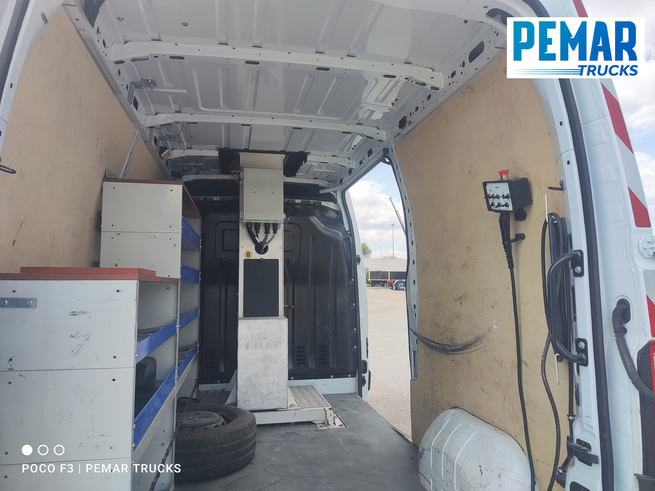 Passenger van RENAULT MASTER 2.3 DCI CESTA ELEVADORA PORTAPERSONAS EURO 6: picture 17
