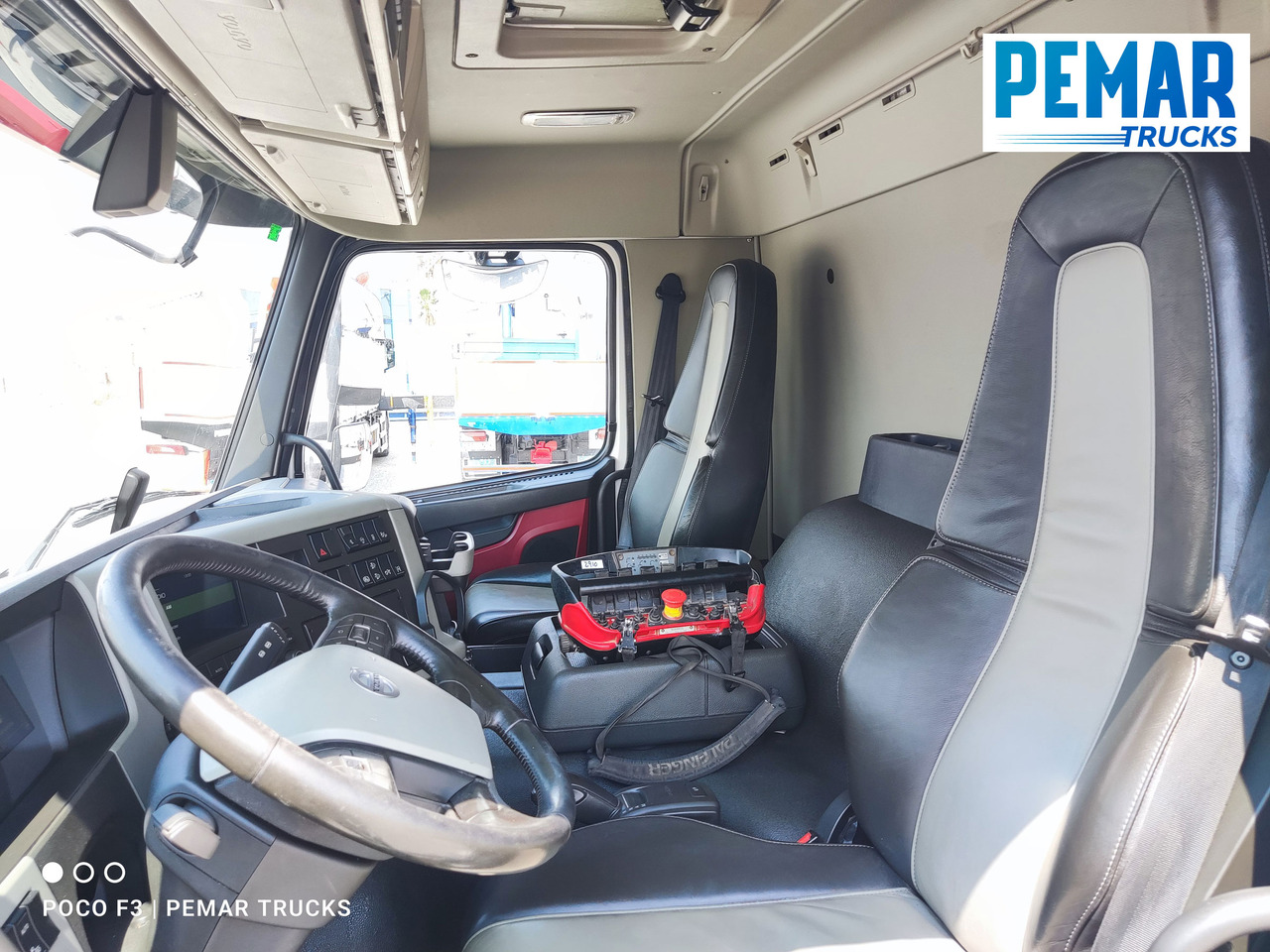 Truck, Crane truck VOLVO FM 330 GRÚA BASCULANTE EURO 6: picture 38 Truck, Crane truck VOLVO FM 330 GRÚA BASCULANTE EURO 6: picture 38