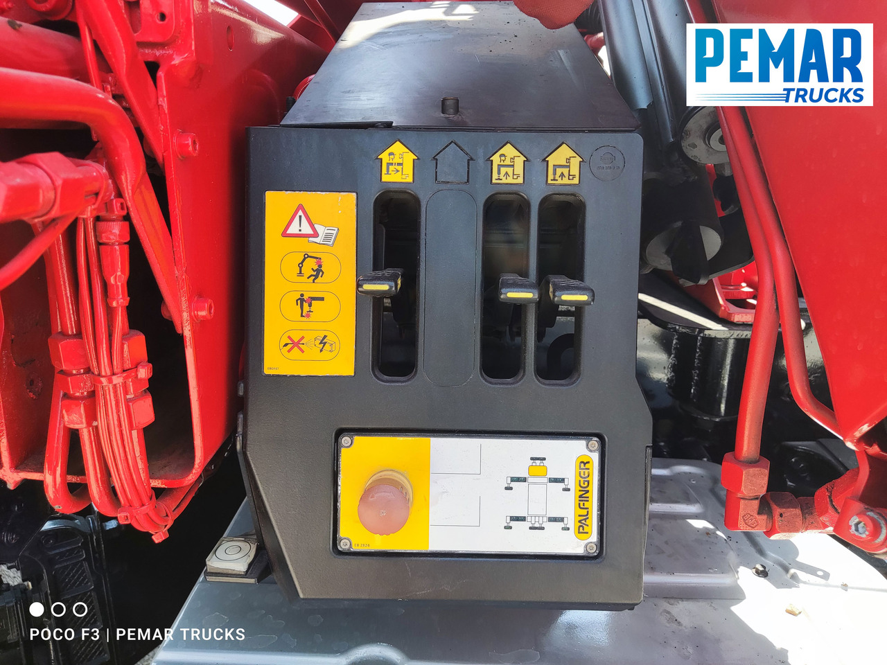 Truck, Crane truck VOLVO FM 330 GRÚA BASCULANTE EURO 6: picture 32 Truck, Crane truck VOLVO FM 330 GRÚA BASCULANTE EURO 6: picture 32