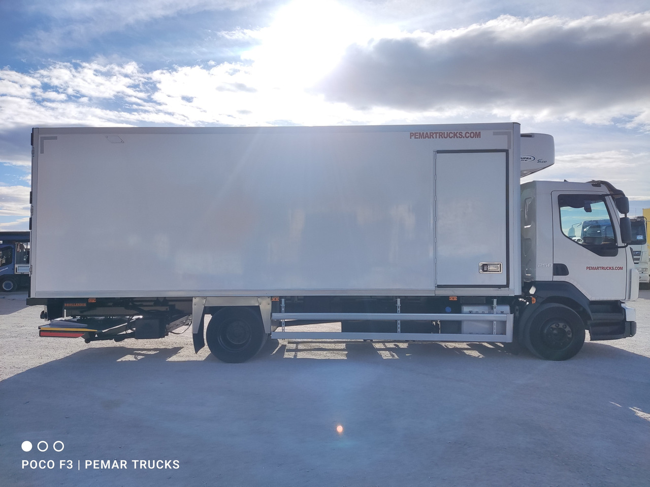 VOLVO FL 250 FRIGORIFICO 12T EURO 6 - Refrigerator truck: picture 4 VOLVO FL 250 FRIGORIFICO 12T EURO 6 - Refrigerator truck: picture 4